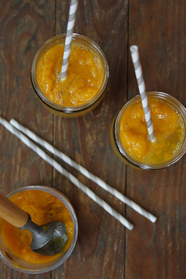 mango sorbet + ginger beer = an instantly refreshing and totally delicious summer dessert ready in under 3 minutes! (bonus: it's gluten free and vegan!)