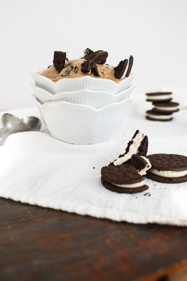 espresso granules and oreos combine with frozen bananas to make easy, fast vegan coffee oreo banana ice cream. a healthier frozen dessert to cool off.