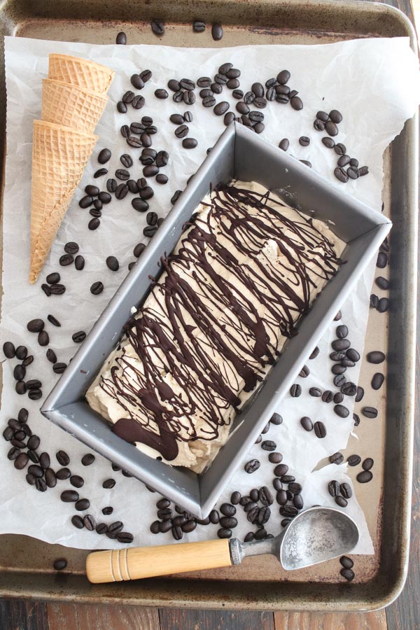 kahlua chocolate chip ice cream combines coffee, chocolate, and kahlua into a creamy, frozen treat. just 6 ingredients – no egg custard.