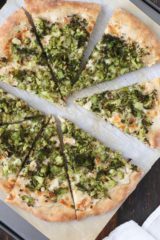 broccoli white pizza has roasted broccoli and a creamy garlic sauce that’s actually vegan – there’s an option to keep the whole pizza vegan/dairy free, if you want.