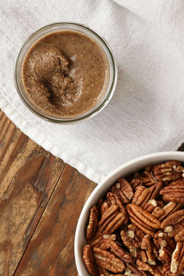 homemade pecan butter is delicious and so easy to make – it takes 1 ingredient and less than 5 minutes to make this homemade nut butter!