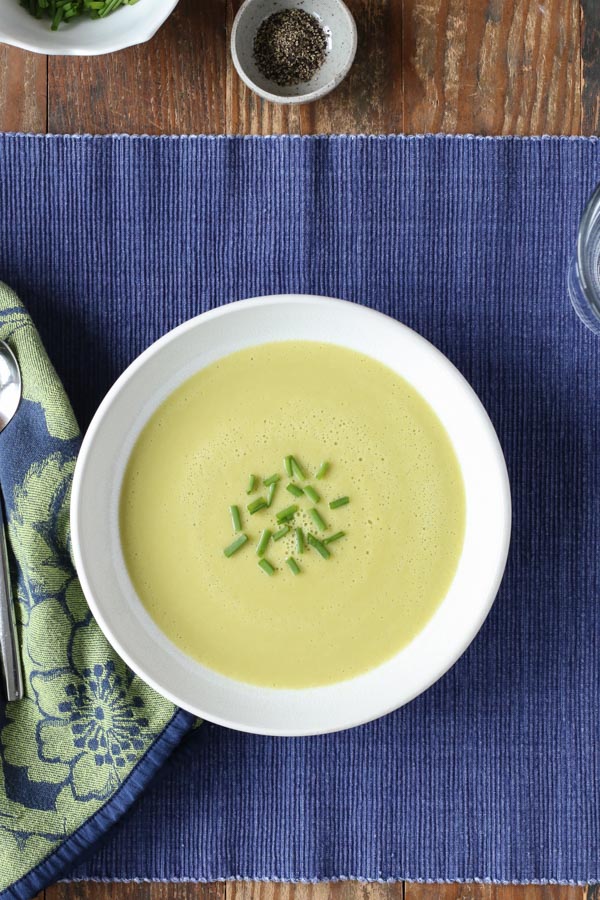 this easy asparagus soup is vegan, healthy, gluten free, and simple to make. the recipe is fast and delicious, even without cream.