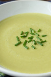 this easy asparagus soup is vegan, healthy, gluten free, and simple to make. the recipe is fast and delicious, even without cream.